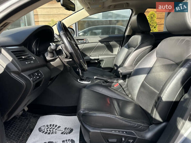 Сузуки Кизаши 2010 в Львове на Automoto.ua Серый Сузуки Кизаши, объемом двигателя 2.39 л и пробегом 202 тыс. км за 8199 $, фото 25 на Automoto.ua