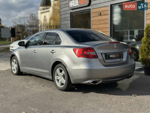 Сузуки Кизаши 2010 в Львове на Automoto.ua Серый Сузуки Кизаши, объемом двигателя 2.39 л и пробегом 202 тыс. км за 8199 $, фото 10 на Automoto.ua