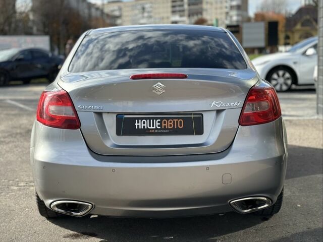 Серый Сузуки Кизаши, объемом двигателя 2.4 л и пробегом 202 тыс. км за 8199 $, фото 6 на Automoto.ua