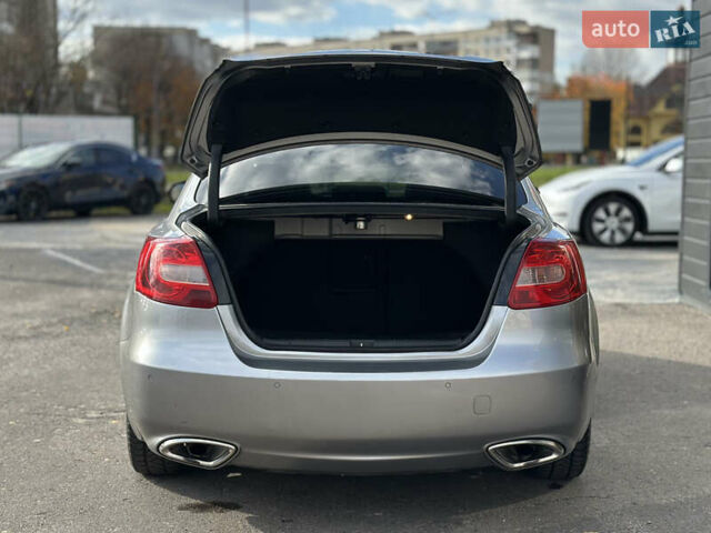 Сузуки Кизаши 2010 в Львове на Automoto.ua Серый Сузуки Кизаши, объемом двигателя 2.39 л и пробегом 202 тыс. км за 8199 $, фото 14 на Automoto.ua