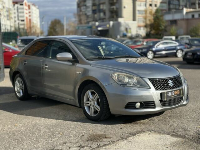 Серый Сузуки Кизаши, объемом двигателя 2.4 л и пробегом 202 тыс. км за 8199 $, фото 3 на Automoto.ua