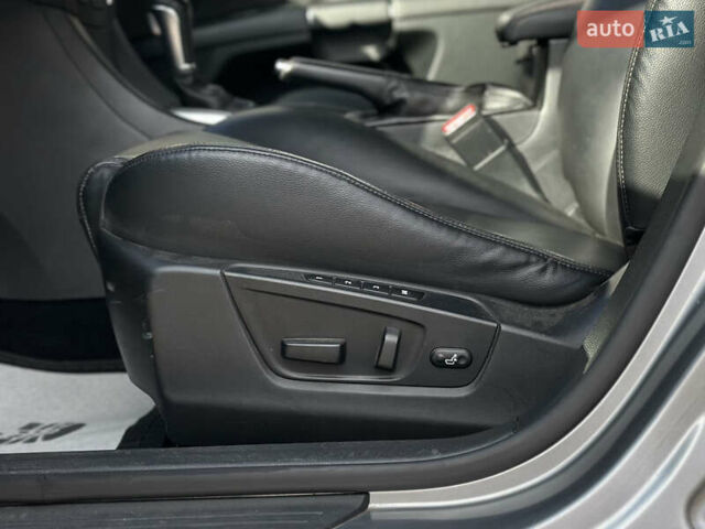 Сузуки Кизаши 2010 в Львове на Automoto.ua Серый Сузуки Кизаши, объемом двигателя 2.39 л и пробегом 202 тыс. км за 8199 $, фото 23 на Automoto.ua