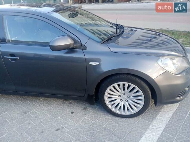 Сірий Сузукі Кізаші, об'ємом двигуна 2.39 л та пробігом 159 тис. км за 8350 $, фото 1 на Automoto.ua