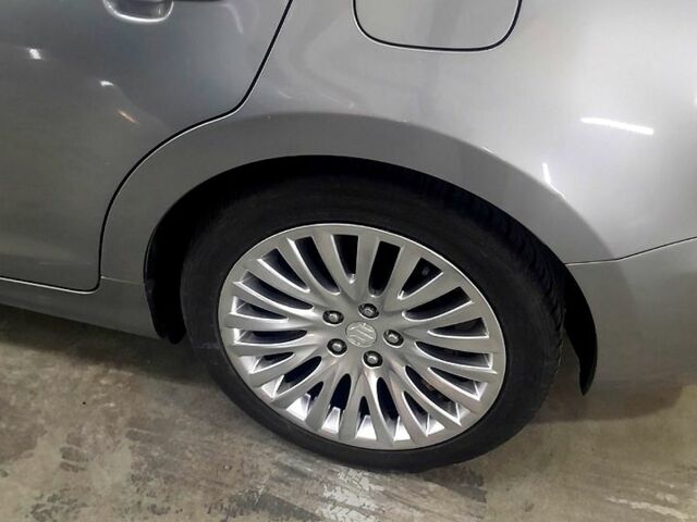 Серый Сузуки Кизаши, объемом двигателя 2.4 л и пробегом 63 тыс. км за 10590 $, фото 1 на Automoto.ua