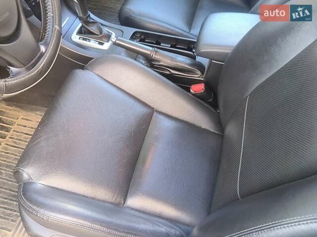 Серый Сузуки Кизаши, объемом двигателя 2.39 л и пробегом 63 тыс. км за 10590 $, фото 6 на Automoto.ua