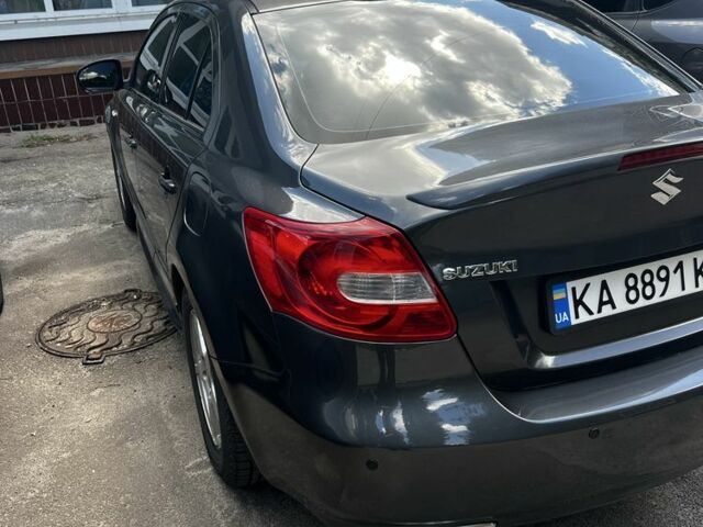 Серый Сузуки Кизаши, объемом двигателя 2.4 л и пробегом 222 тыс. км за 8500 $, фото 10 на Automoto.ua