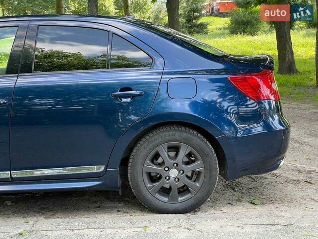 Синий Сузуки Кизаши, объемом двигателя 2.4 л и пробегом 199 тыс. км за 8290 $, фото 15 на Automoto.ua