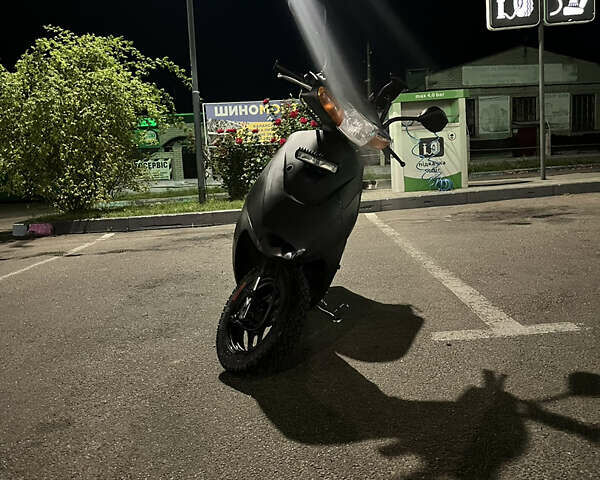 Черный Сузуки Летс 2, объемом двигателя 0.65 л и пробегом 17 тыс. км за 500 $, фото 4 на Automoto.ua