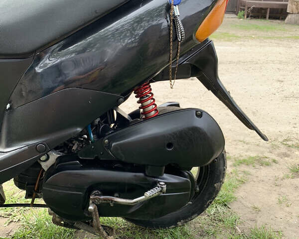 Чорний Сузукі Летс 2, об'ємом двигуна 0.05 л та пробігом 140 тис. км за 275 $, фото 2 на Automoto.ua