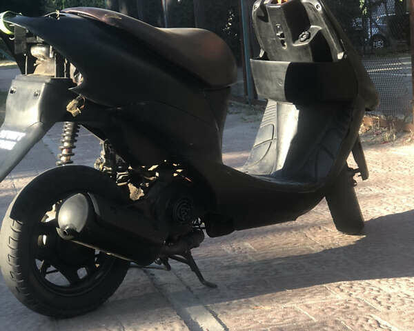 Черный Сузуки Летс 2, объемом двигателя 0.05 л и пробегом 2 тыс. км за 290 $, фото 3 на Automoto.ua