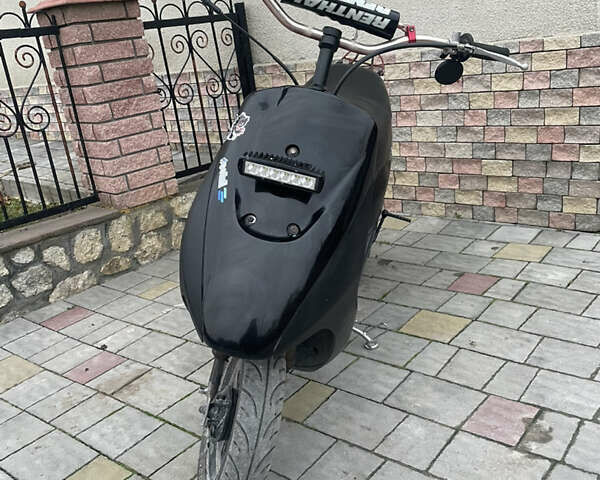 Черный Сузуки Летс 2, объемом двигателя 0.07 л и пробегом 1 тыс. км за 392 $, фото 2 на Automoto.ua