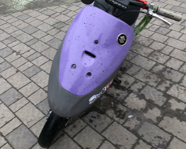 Фиолетовый Сузуки Летс 2, объемом двигателя 1.5 л и пробегом 13 тыс. км за 350 $, фото 1 на Automoto.ua