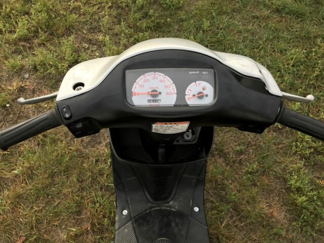 Сузуки Летс 3 2010 в Обухове на Automoto.ua Сузуки Летс 3, объемом двигателя 50 л и пробегом 0 тыс. км за 290 $, фото 11 на Automoto.ua