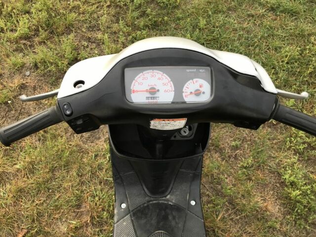 Сузуки Летс 3 2010 в Обухове на Automoto.ua Сузуки Летс 3, объемом двигателя 50 л и пробегом 0 тыс. км за 290 $, фото 10 на Automoto.ua