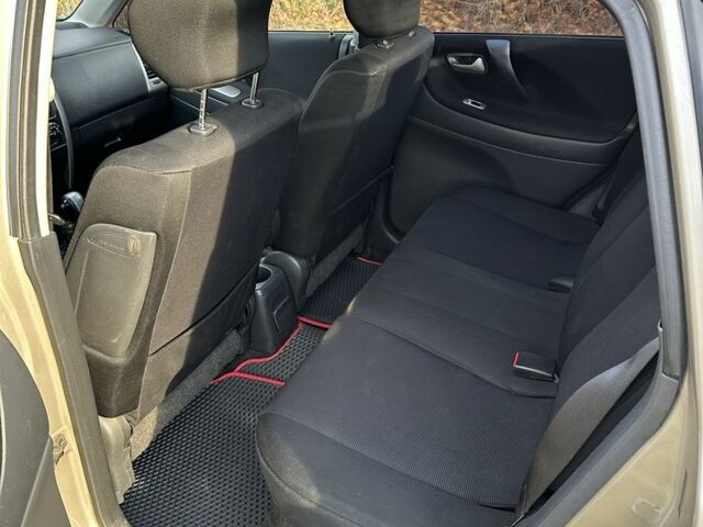 Бежевий Сузукі Ліана, об'ємом двигуна 1.6 л та пробігом 186 тис. км за 4200 $, фото 5 на Automoto.ua