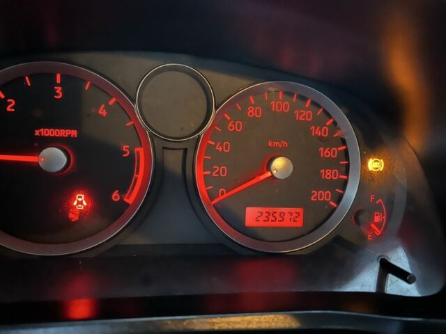 Червоний Сузукі Ліана, об'ємом двигуна 1.4 л та пробігом 235 тис. км за 3150 $, фото 5 на Automoto.ua