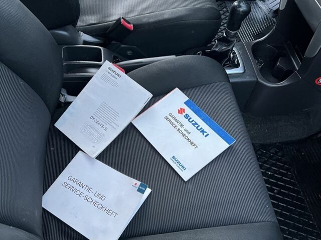 Червоний Сузукі Ліана, об'ємом двигуна 1.4 л та пробігом 235 тис. км за 3150 $, фото 6 на Automoto.ua