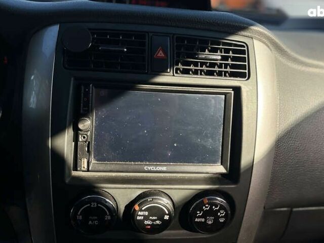 Сузукі Ліана, об'ємом двигуна 1.6 л та пробігом 216 тис. км за 3300 $, фото 16 на Automoto.ua