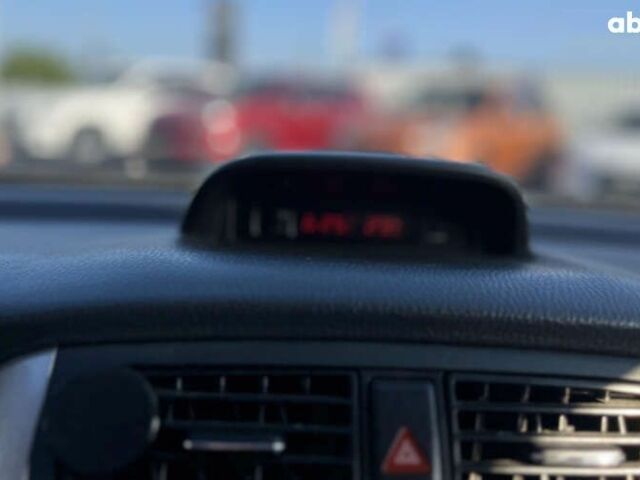 Сузукі Ліана, об'ємом двигуна 1.6 л та пробігом 216 тис. км за 3300 $, фото 17 на Automoto.ua