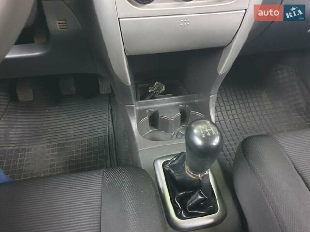 Серый Сузуки Лиана, объемом двигателя 1.4 л и пробегом 189 тыс. км за 5200 $, фото 4 на Automoto.ua
