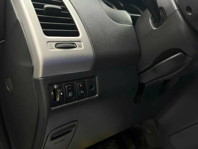 Сузуки Лиана 2006 в Мукачеве на Automoto.ua Синий Сузуки Лиана, объемом двигателя 1.6 л и пробегом 168 тыс. км за 4990 $, фото 16 на Automoto.ua