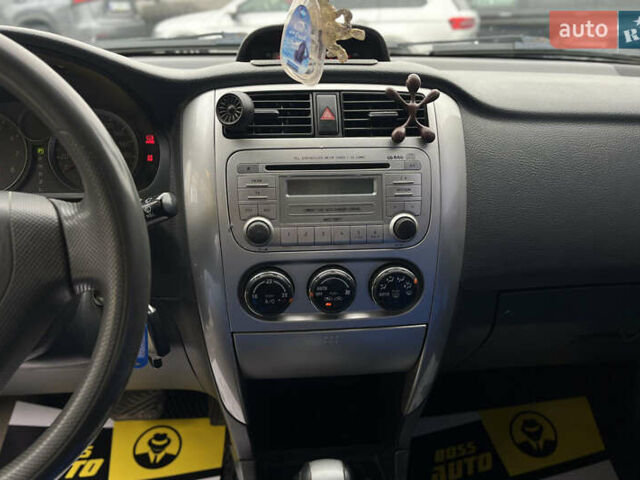 Сузуки Лиана 2006 в Мукачеве на Automoto.ua Синий Сузуки Лиана, объемом двигателя 1.59 л и пробегом 168 тыс. км за 4990 $, фото 19 на Automoto.ua