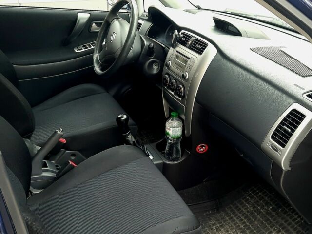 Синій Сузукі Ліана, об'ємом двигуна 1.6 л та пробігом 229 тис. км за 3650 $, фото 6 на Automoto.ua