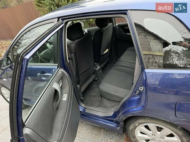 Синий Сузуки Лиана, объемом двигателя 1.4 л и пробегом 158 тыс. км за 4800 $, фото 12 на Automoto.ua
