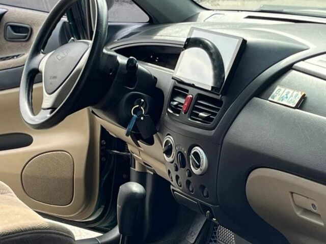 Зелений Сузукі Ліана, об'ємом двигуна 0 л та пробігом 250 тис. км за 2950 $, фото 6 на Automoto.ua