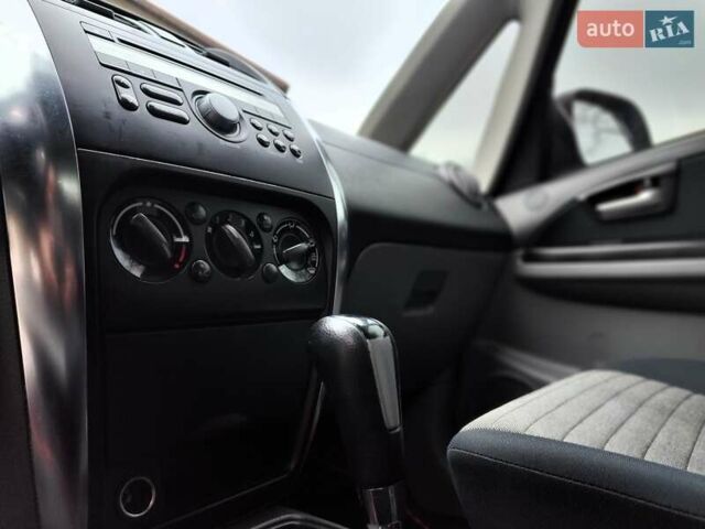 Белый Сузуки СХ4, объемом двигателя 1.6 л и пробегом 192 тыс. км за 5490 $, фото 37 на Automoto.ua