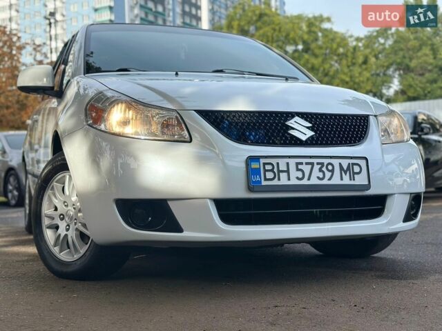 Белый Сузуки СХ4, объемом двигателя 2 л и пробегом 208 тыс. км за 7200 $, фото 2 на Automoto.ua