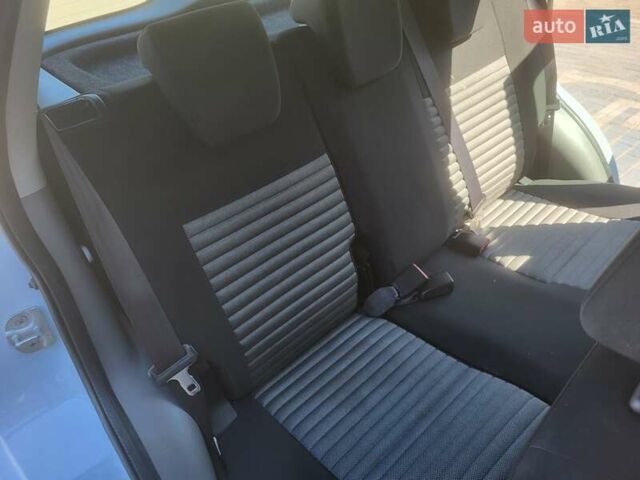 Белый Сузуки СХ4, объемом двигателя 1.6 л и пробегом 130 тыс. км за 9000 $, фото 9 на Automoto.ua