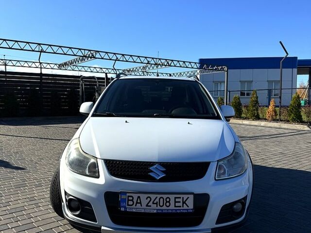 Белый Сузуки СХ4, объемом двигателя 1.6 л и пробегом 125 тыс. км за 9500 $, фото 5 на Automoto.ua