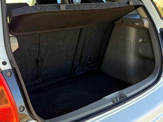 Белый Сузуки СХ4, объемом двигателя 1.6 л и пробегом 125 тыс. км за 9500 $, фото 11 на Automoto.ua