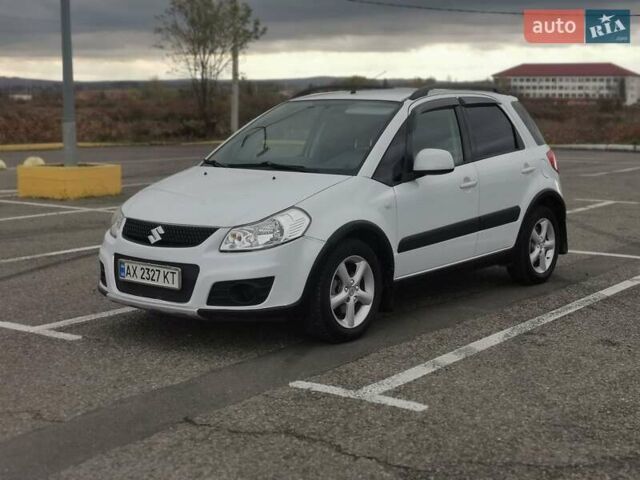 Білий Сузукі СХ4, об'ємом двигуна 1.6 л та пробігом 125 тис. км за 9999 $, фото 1 на Automoto.ua