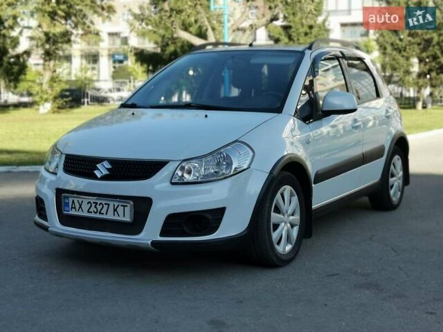 Белый Сузуки СХ4, объемом двигателя 1.6 л и пробегом 125 тыс. км за 9900 $, фото 7 на Automoto.ua