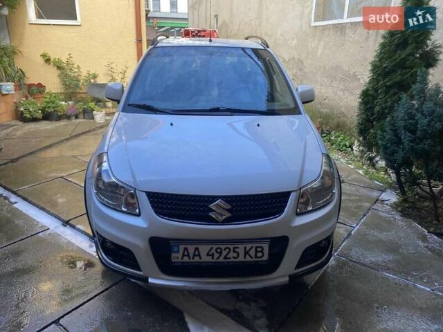 Сузуки СХ4 2014 в Тячеве на Automoto.ua Белый Сузуки СХ4, объемом двигателя 1.6 л и пробегом 67 тыс. км за 10750 $, фото 4 на Automoto.ua