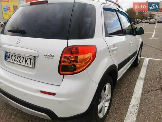 Білий Сузукі СХ4, об'ємом двигуна 1.6 л та пробігом 125 тис. км за 9999 $, фото 19 на Automoto.ua