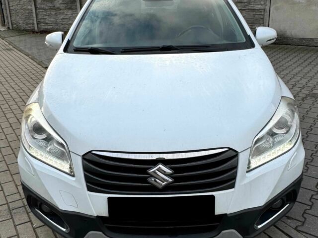 Белый Сузуки СХ4, объемом двигателя 1.6 л и пробегом 85 тыс. км за 4000 $, фото 1 на Automoto.ua