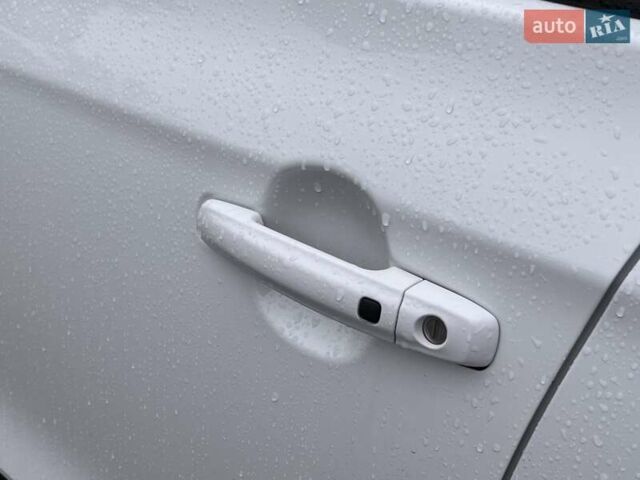 Білий Сузукі СХ4, об'ємом двигуна 1.59 л та пробігом 70 тис. км за 14700 $, фото 14 на Automoto.ua
