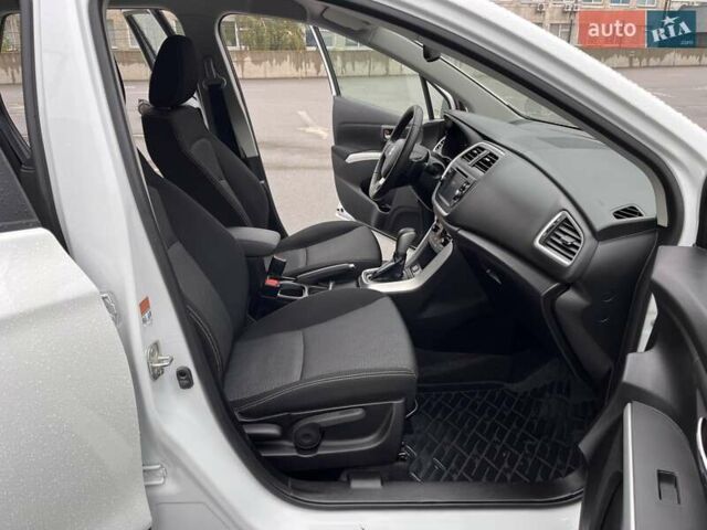 Білий Сузукі СХ4, об'ємом двигуна 1.59 л та пробігом 70 тис. км за 14700 $, фото 28 на Automoto.ua
