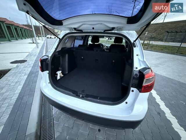 Білий Сузукі СХ4, об'ємом двигуна 1.6 л та пробігом 110 тис. км за 14500 $, фото 28 на Automoto.ua