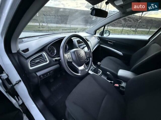 Білий Сузукі СХ4, об'ємом двигуна 1.6 л та пробігом 110 тис. км за 14500 $, фото 11 на Automoto.ua