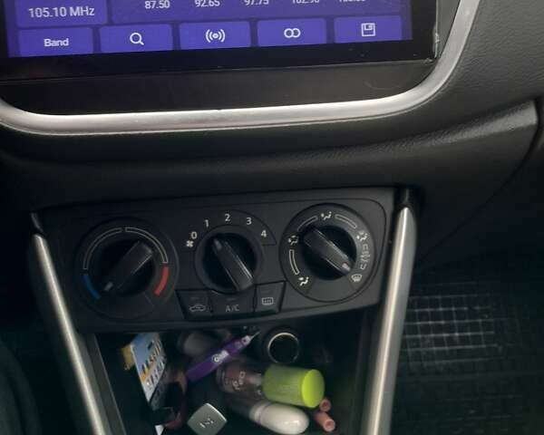 Сузуки СХ4 2017 в Николаеве на Automoto.ua Белый Сузуки СХ4, объемом двигателя 1.6 л и пробегом 131 тыс. км за 15500 $, фото 3 на Automoto.ua