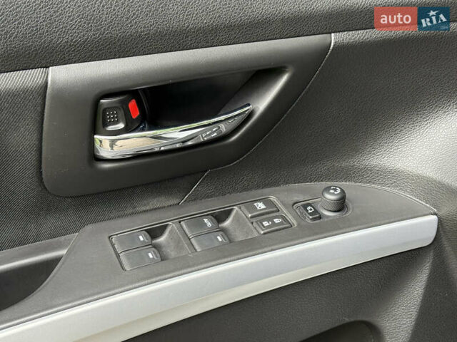 Белый Сузуки СХ4, объемом двигателя 1.6 л и пробегом 51 тыс. км за 18700 $, фото 47 на Automoto.ua