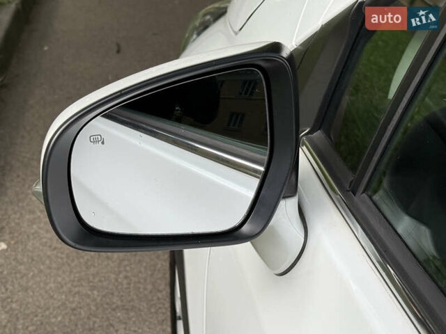 Белый Сузуки СХ4, объемом двигателя 1.6 л и пробегом 51 тыс. км за 18700 $, фото 46 на Automoto.ua