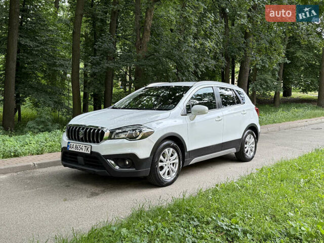 Белый Сузуки СХ4, объемом двигателя 1.6 л и пробегом 51 тыс. км за 18700 $, фото 11 на Automoto.ua