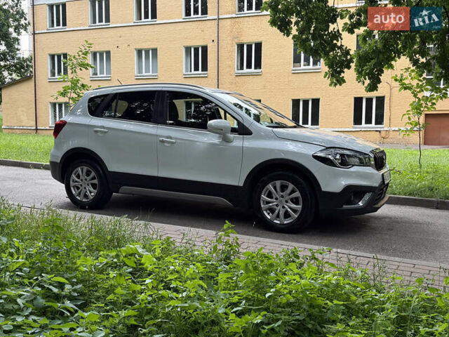 Белый Сузуки СХ4, объемом двигателя 1.6 л и пробегом 51 тыс. км за 18700 $, фото 10 на Automoto.ua