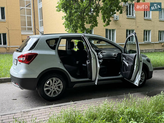 Белый Сузуки СХ4, объемом двигателя 1.6 л и пробегом 51 тыс. км за 18700 $, фото 43 на Automoto.ua