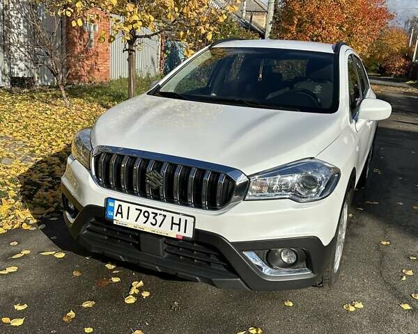 Белый Сузуки СХ4, объемом двигателя 1.59 л и пробегом 114 тыс. км за 13800 $, фото 14 на Automoto.ua